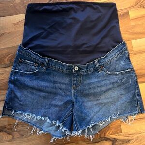 Abercrombie & Fitch 4” “The Mom Short” size 31